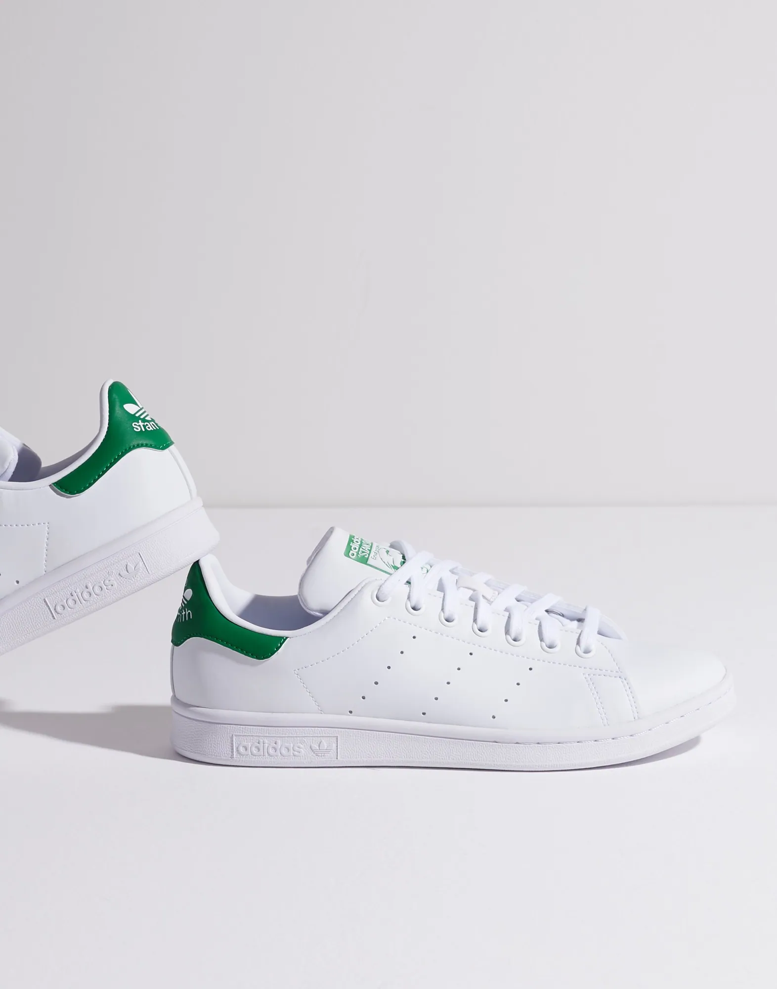 STAN SMITH