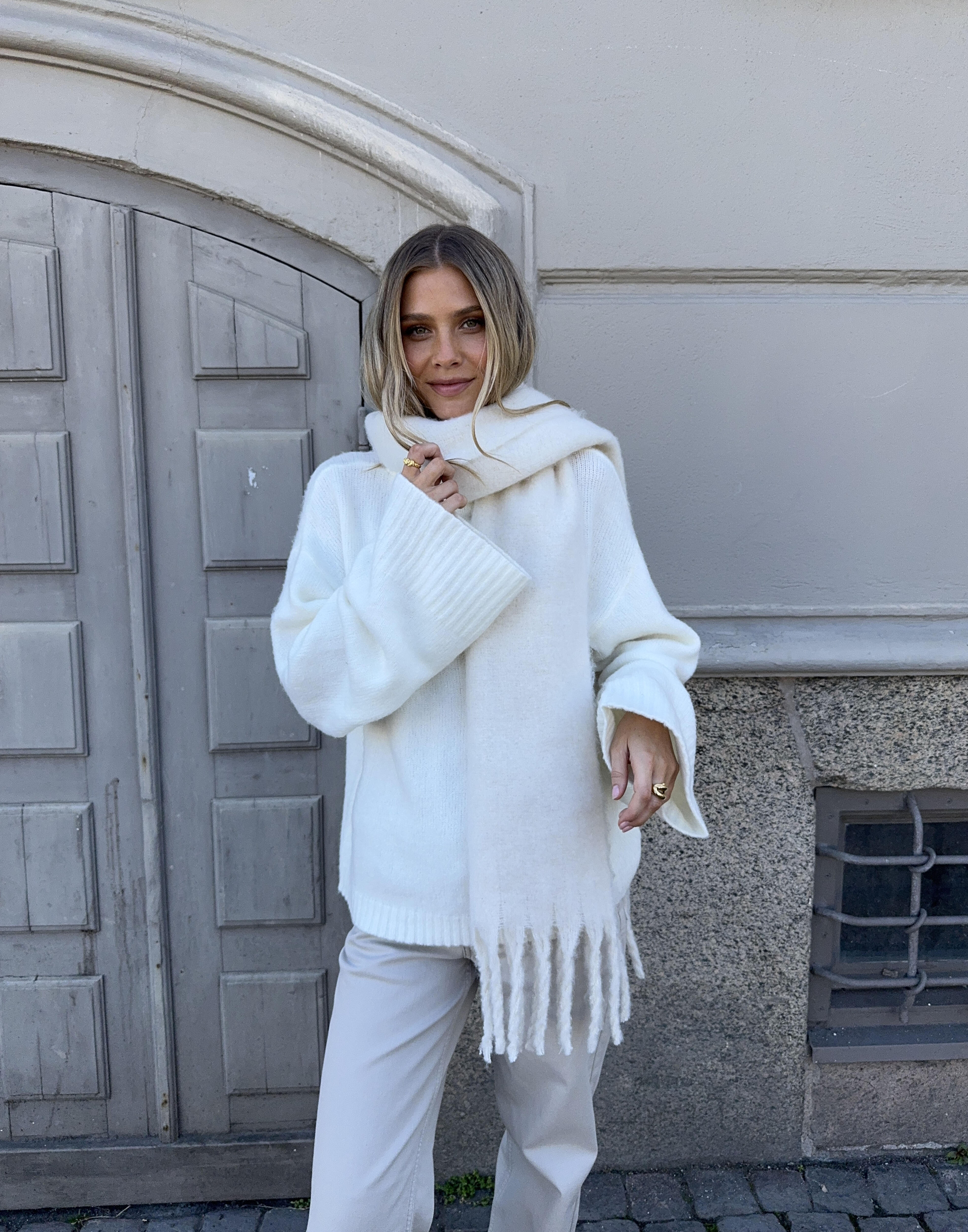 Buy Nelly Chunky Fuzzy Scarf - White | Nelly.com