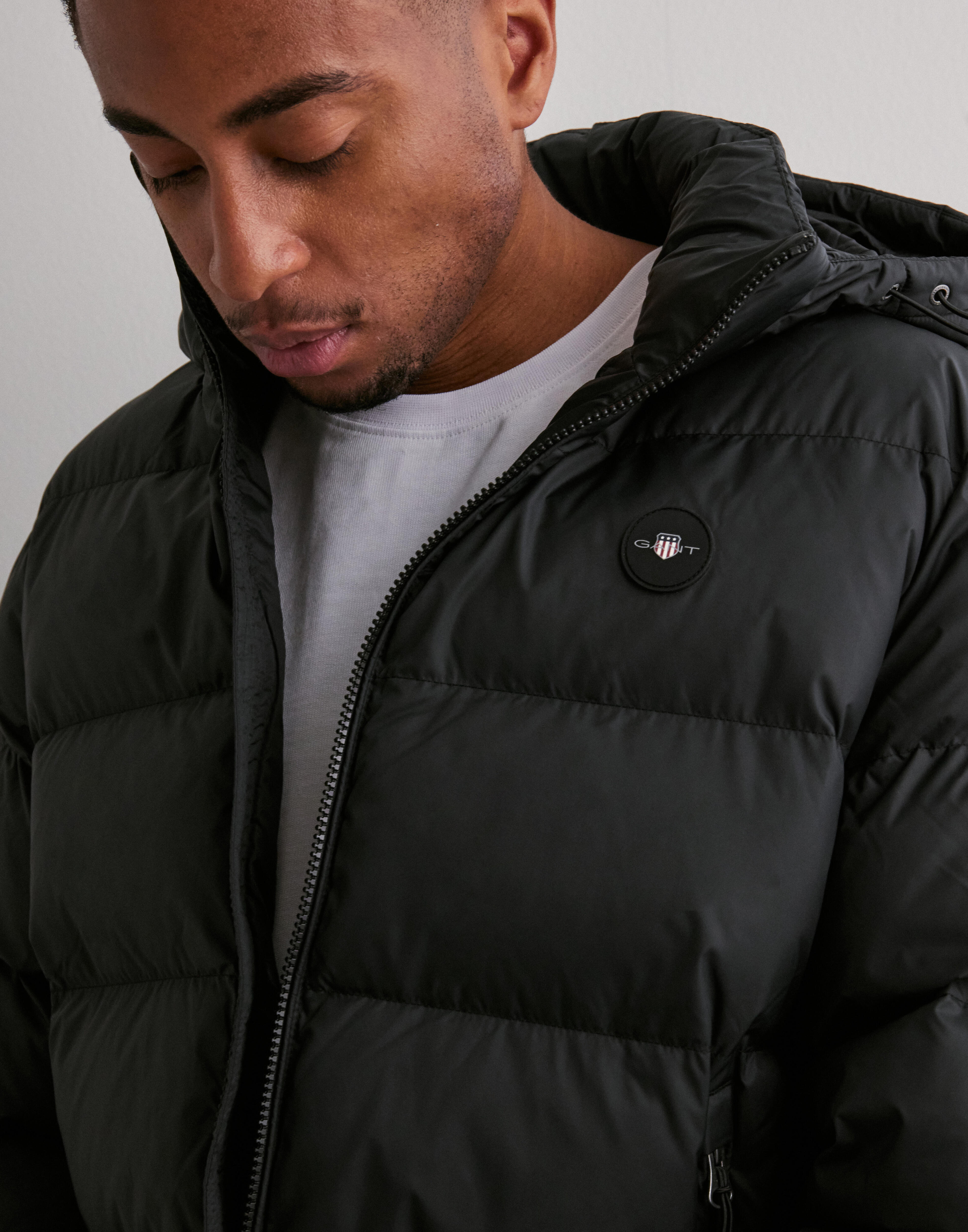 Buy Gant ACTIVE CLOUD JACKET - Black | NLYMAN