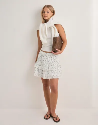 VERO MODA Vmtrine Nw Short Skirt Wvn Noos minikjolar dam – bild 2