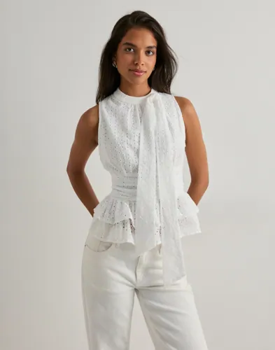 Neo Noir - Hvid - Ansol Emb Top