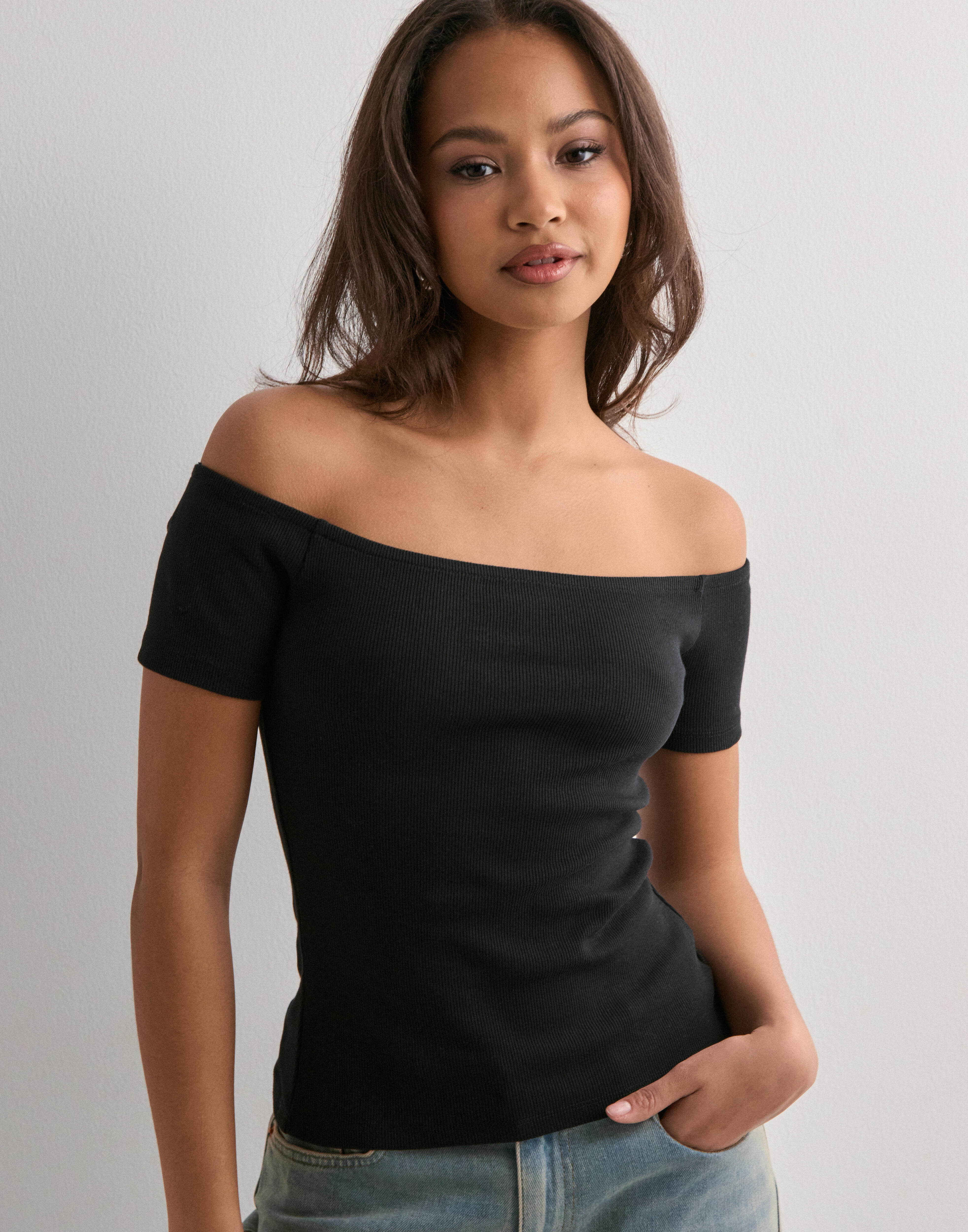 ★送料・関税込★THREETIMES★Rib off-shoulder top★ Buy Nelly Rib Off Shoulder Top - Black | Nelly.com