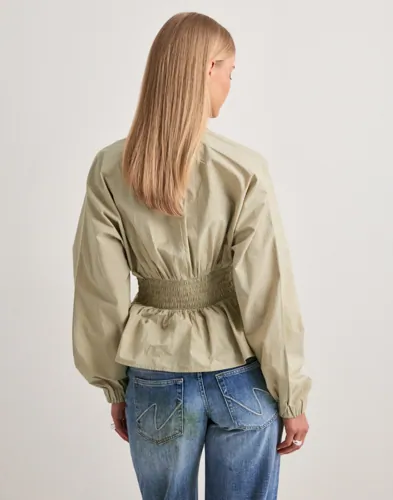 Nelly My Favorite Pleat Blouse blusar dam – bild 3