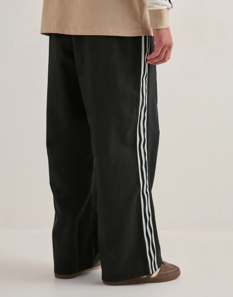 Adidas Originals Britcore Pant Mjukisbyxor herr – bild 2