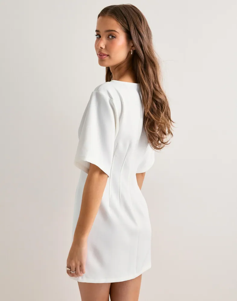 Nelly Shaped Short Sleeve Dress klänningar dam – bild 3