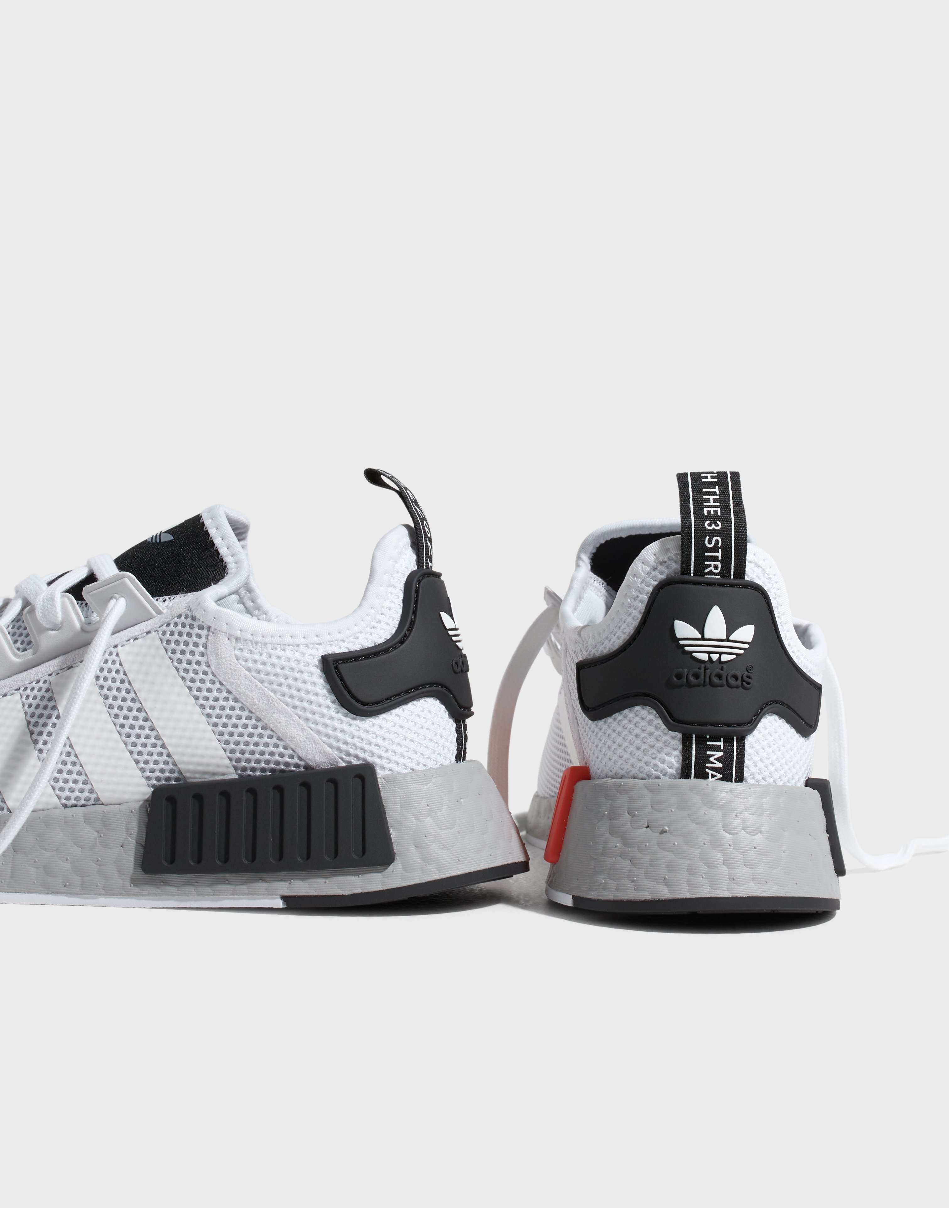 Adidas nmd werkstoffe r1 white tape logo