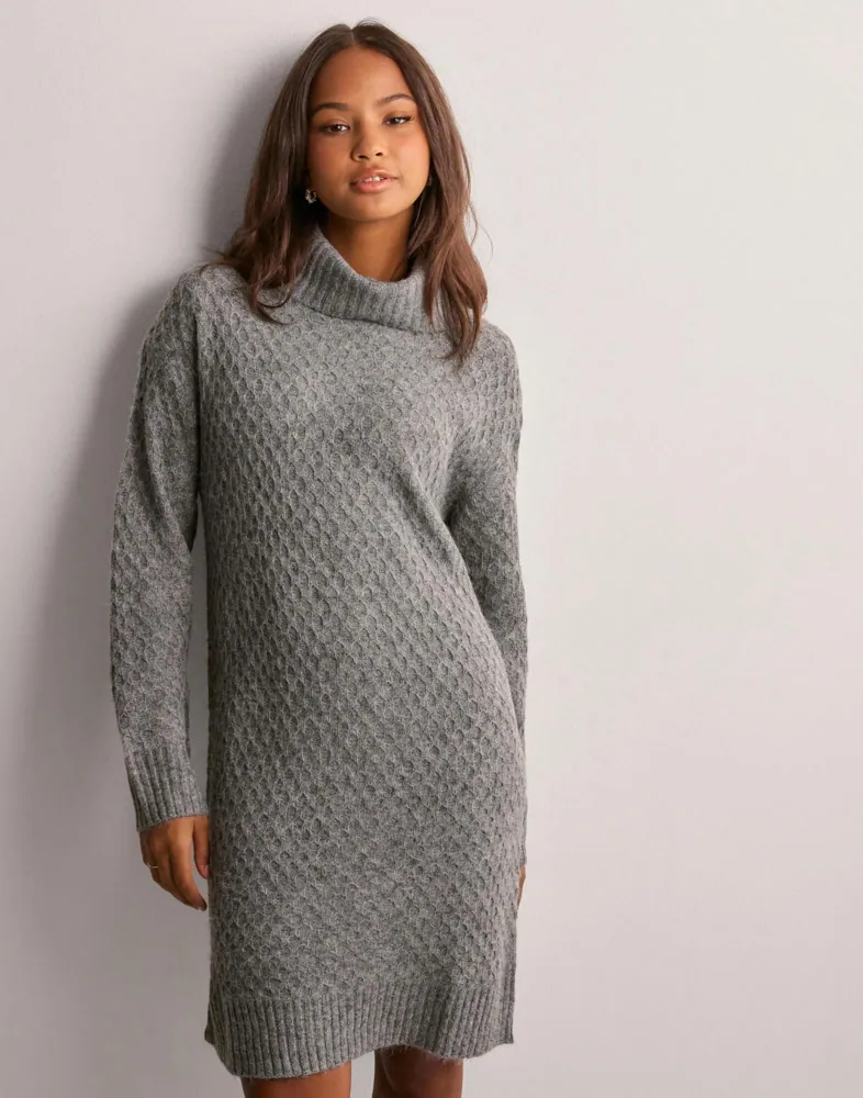 JDYBIGUM L/S COWL NECK DRESS KNT