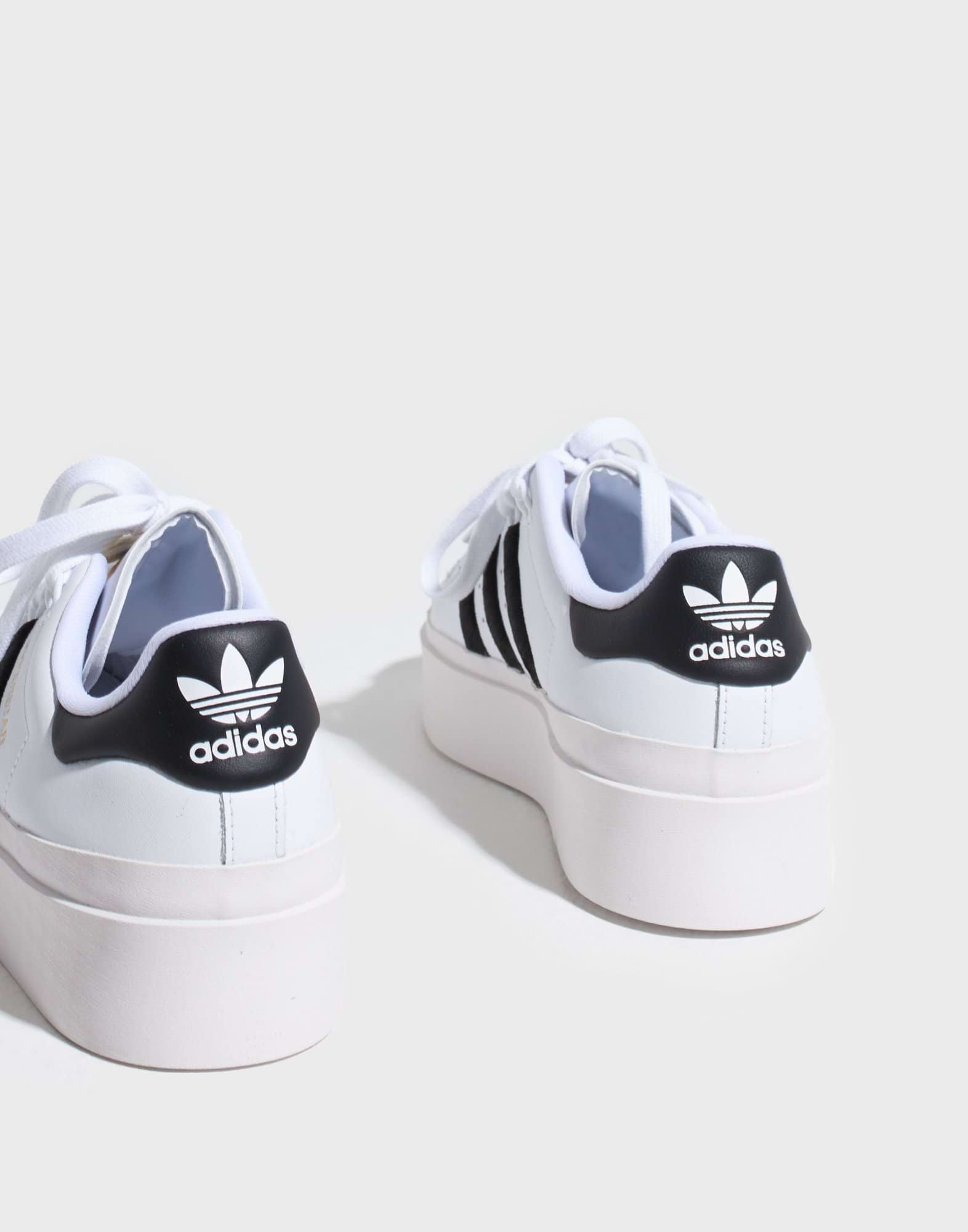 Osta Adidas Originals SUPERSTAR BONEGA W - White | Nelly.com