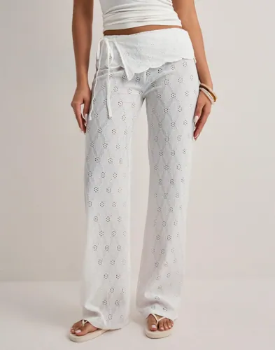 Nelly - Hvid - Broderie Anglais Tie Pants