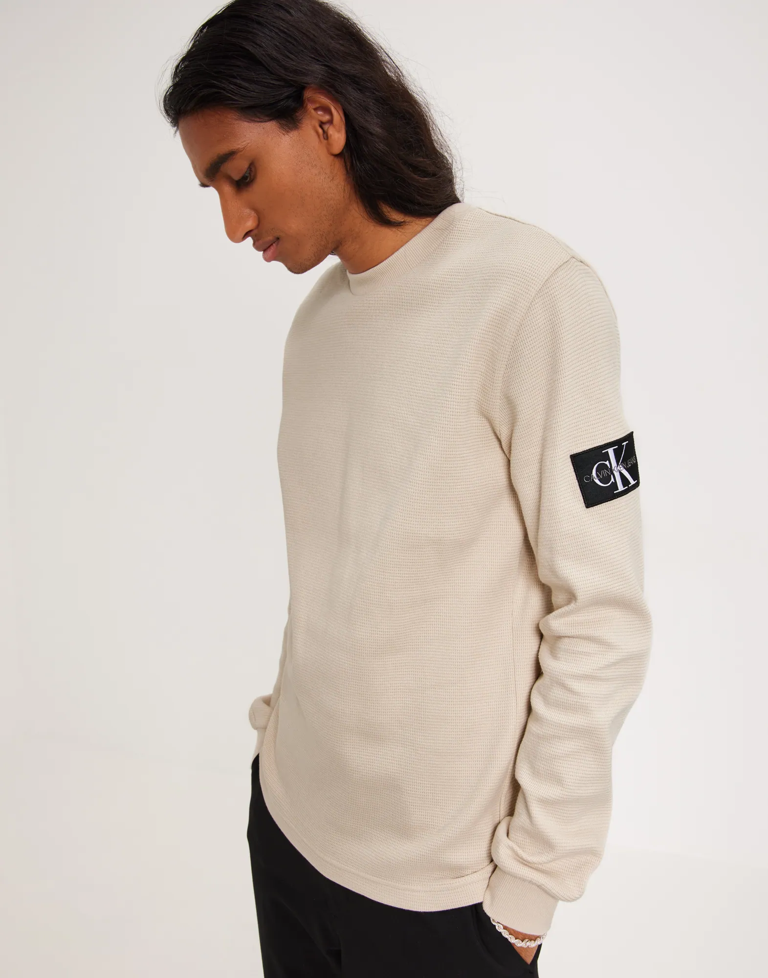 MONOLOGO BADGE WAFFLE LS TEE