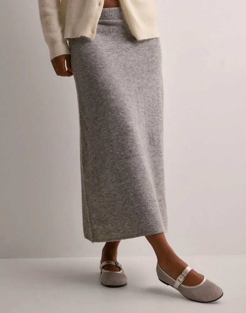 Buy Pieces PCNANU HW LONG KNIT SKIRT BC Medium Grey Melange