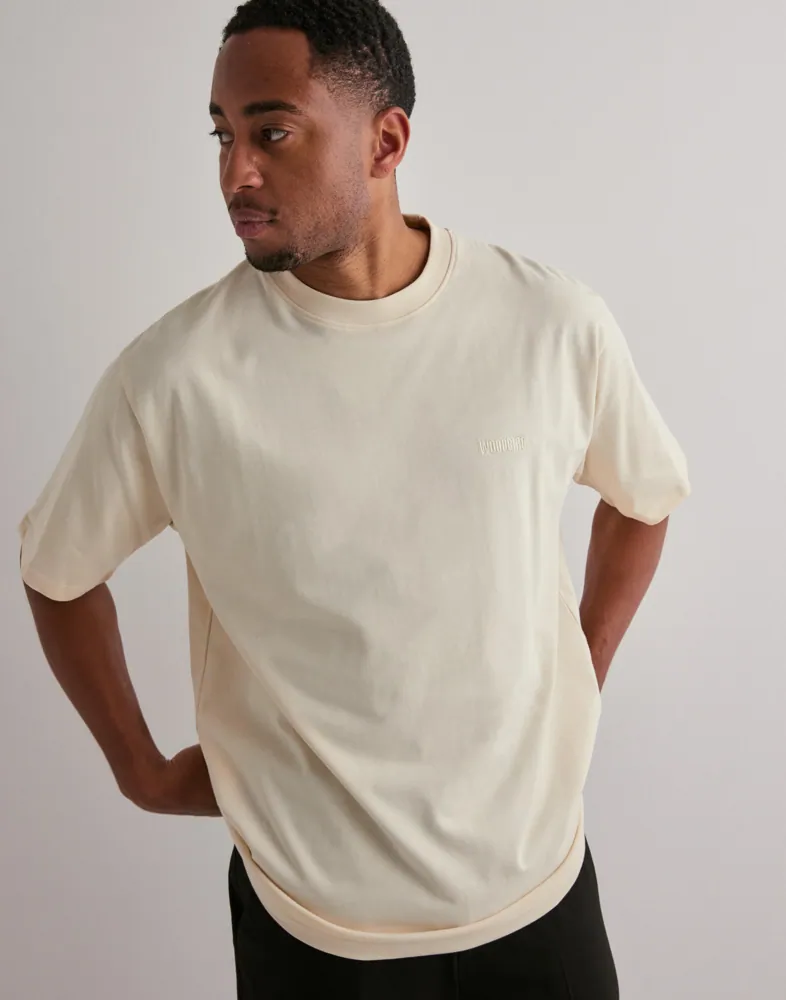 WBBaine Base Tee