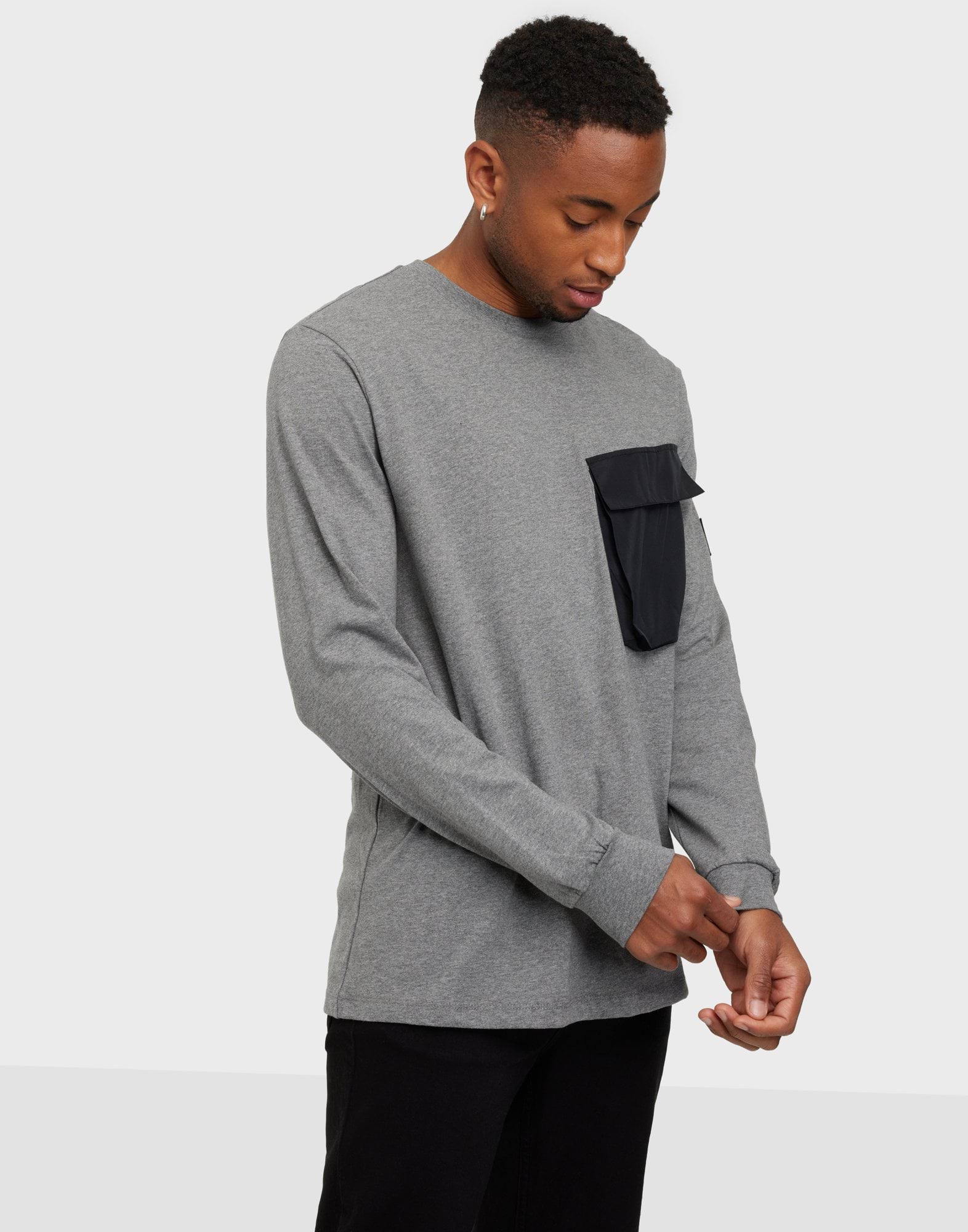 Pocket L/S T-shirt