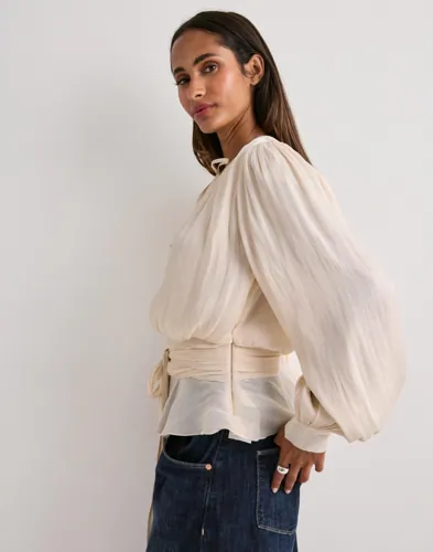 VERO MODA Vmelisa Ls Detail Top Wvn Exp blusar dam – bild 3