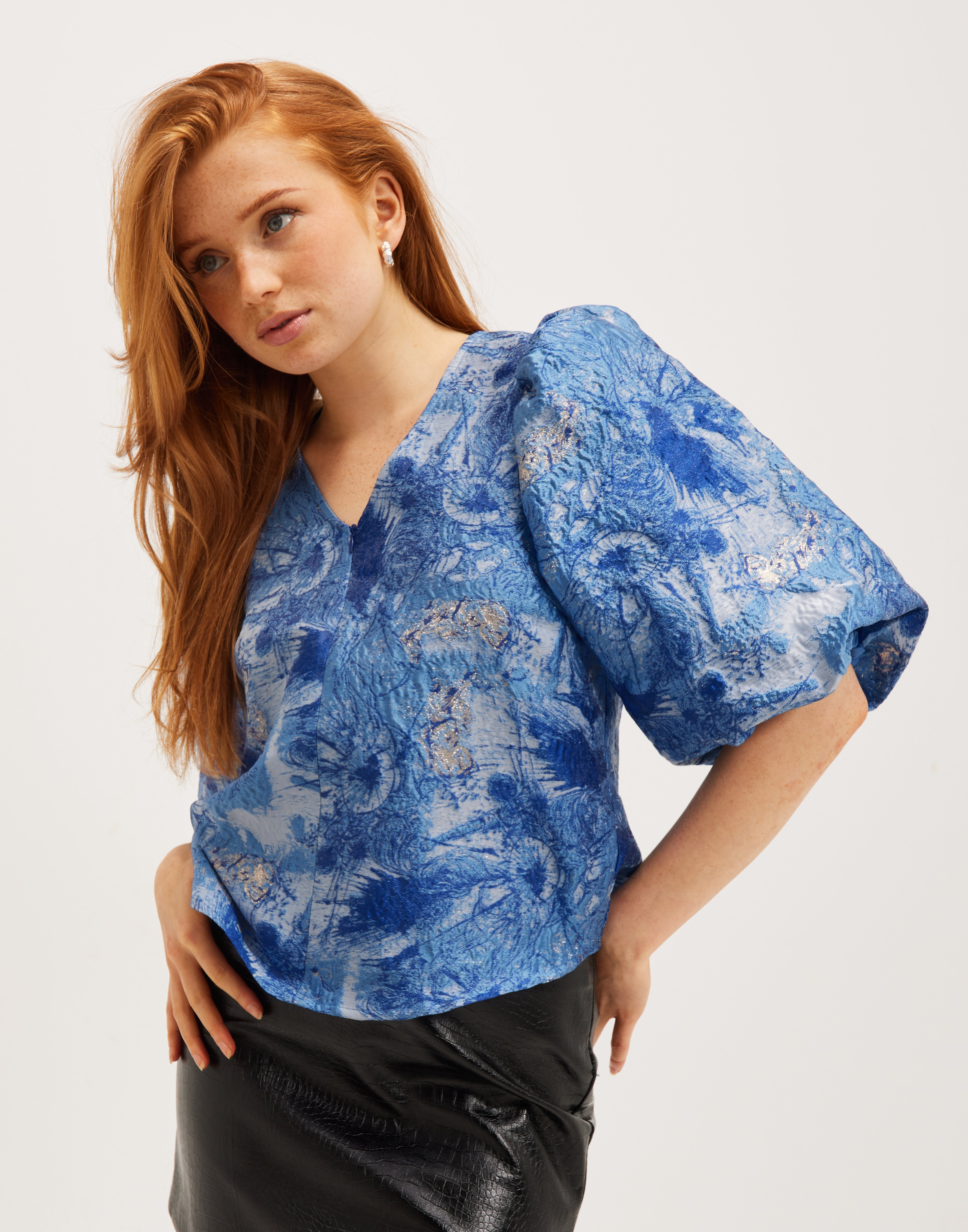 トップス BLUELEA EMBROIDERY JACQUARD BLOUSE bluelea Embroidery jacquard blouse Buy Jacquard Navy Blue Blouse