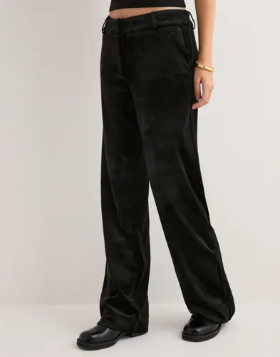 ONLY Onlkayle-Elsy Straight Velvet Pant mjukisbyxor dam – bild 3