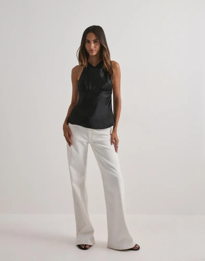 Nelly Drapy Satin Top toppar & linnen dam – bild 3