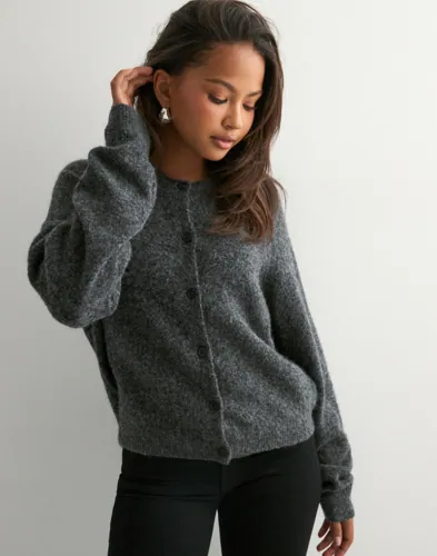Nelly - Grå - Fuzzy Knit Cardigan