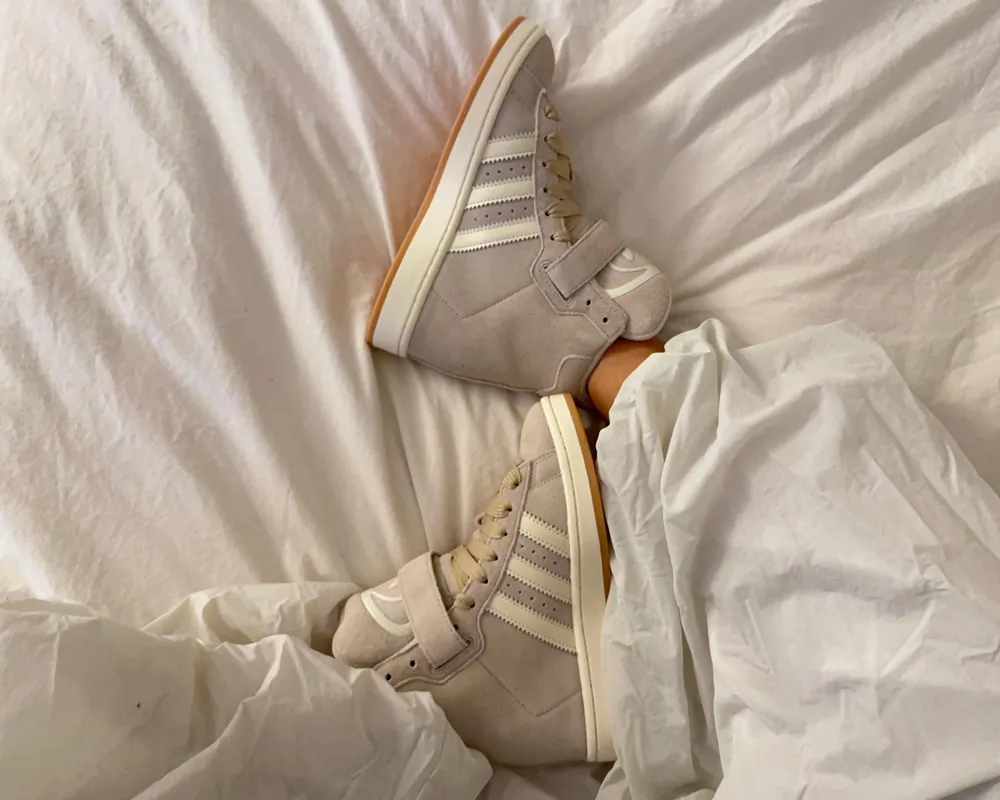 adidas gazelle silver green womens Adidas Campus 00s Semi Lucid Fuchsia main image 1