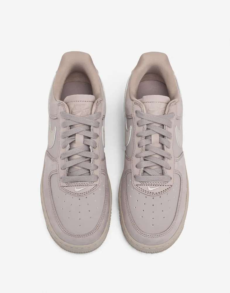 NIKE W air Force 1 Retro Prm Ess sneakers dam – bild 2