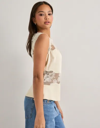 MALINA Desire Lace Trimmed Cut Out To toppar dam – bild 3
