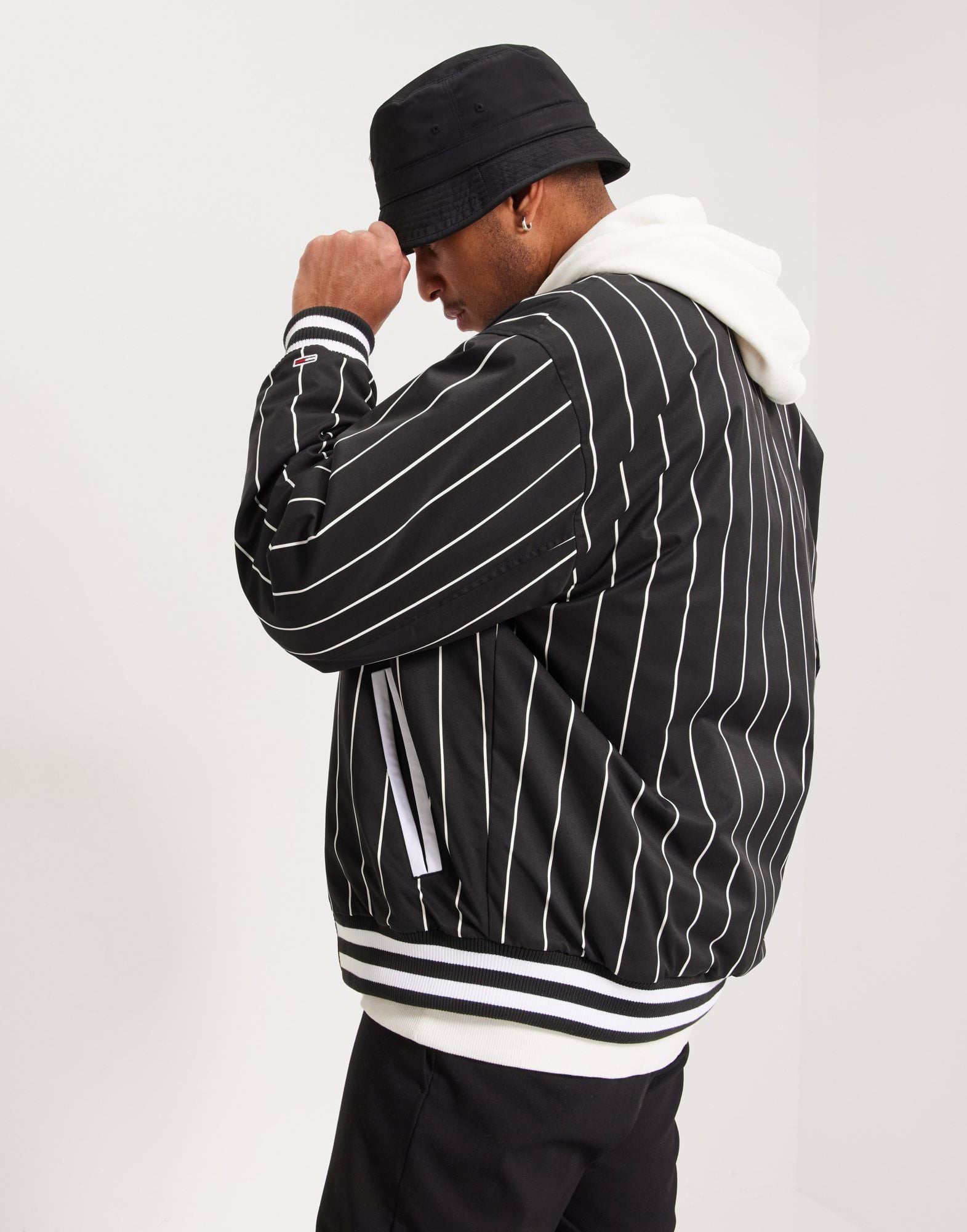 TJM RLX PINSTRIPE BOMBER