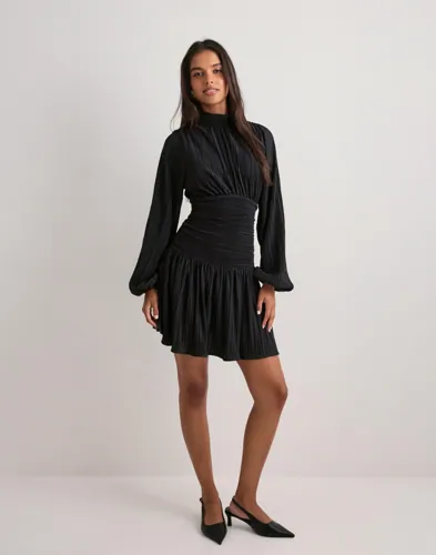 Nelly Pleated Flounce Dress festklänningar dam – bild 2