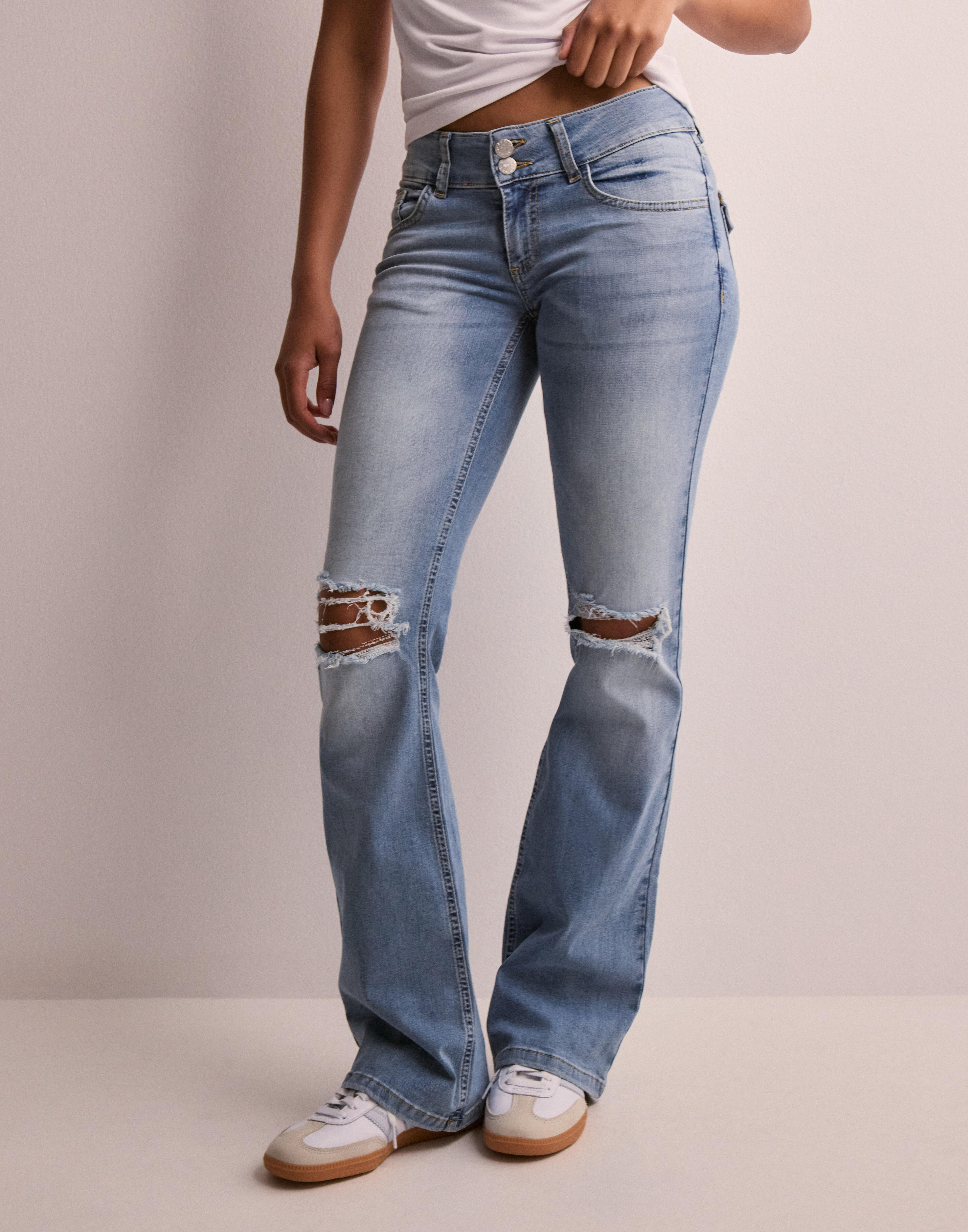Bootcut flap pocket jeans