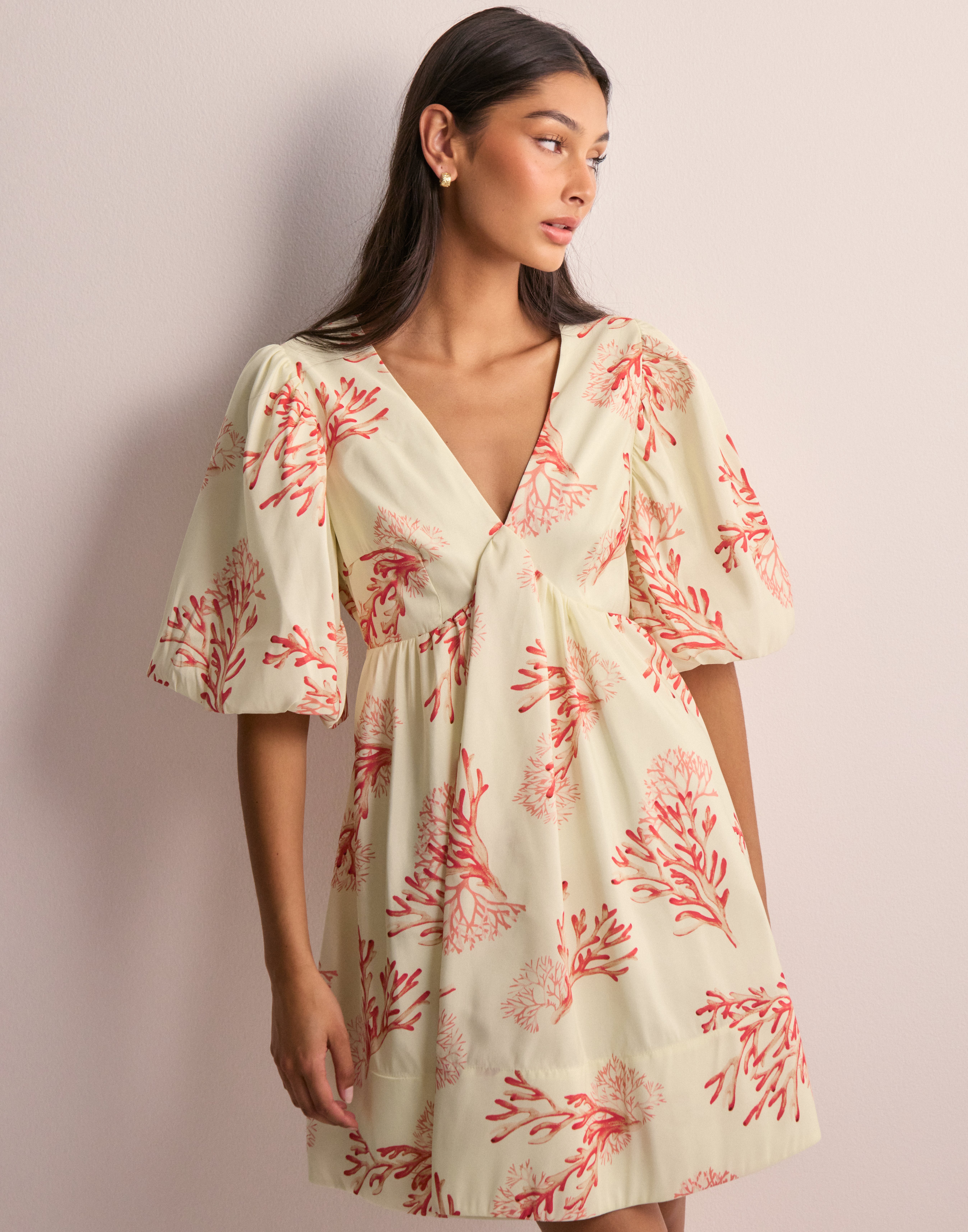 Buy Malina Dana open back mini dress - Coral Red | Nelly.com