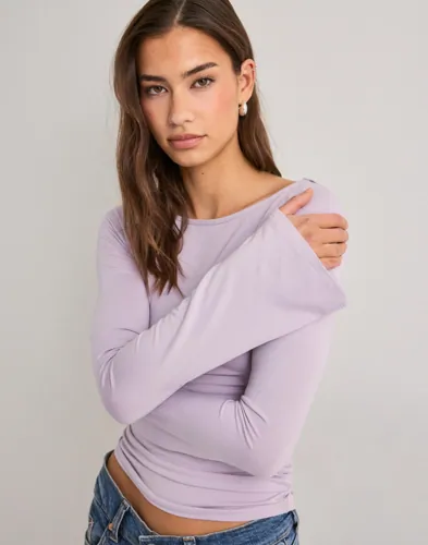 Lila