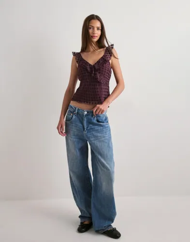 Nelly Flounce Dot Top toppar dam – bild 3