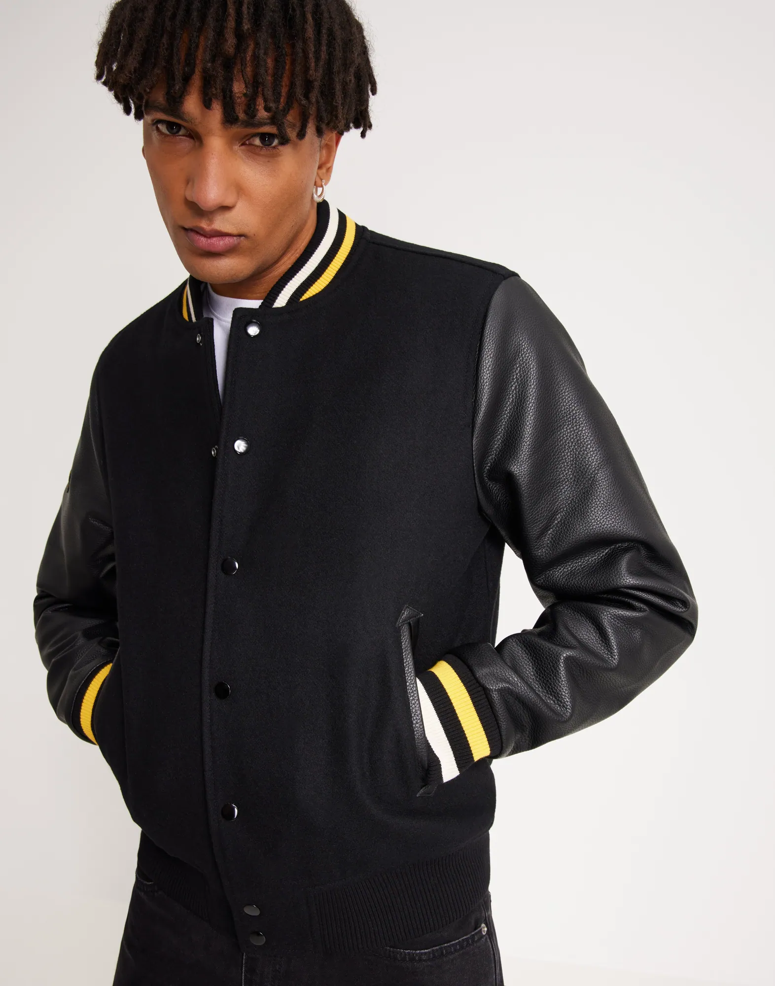 VINTAGE COLLEGE VARSITY BOMBER