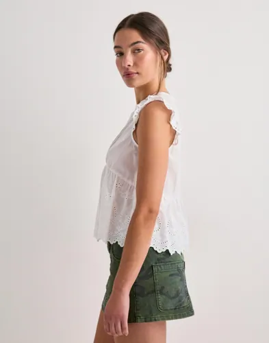 Nelly Embroidered Flounce Blouse blusar dam – bild 2