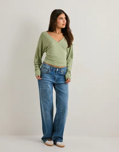 Nelly Soft Plunge LS Top långärmade t-shirt dam – bild 3