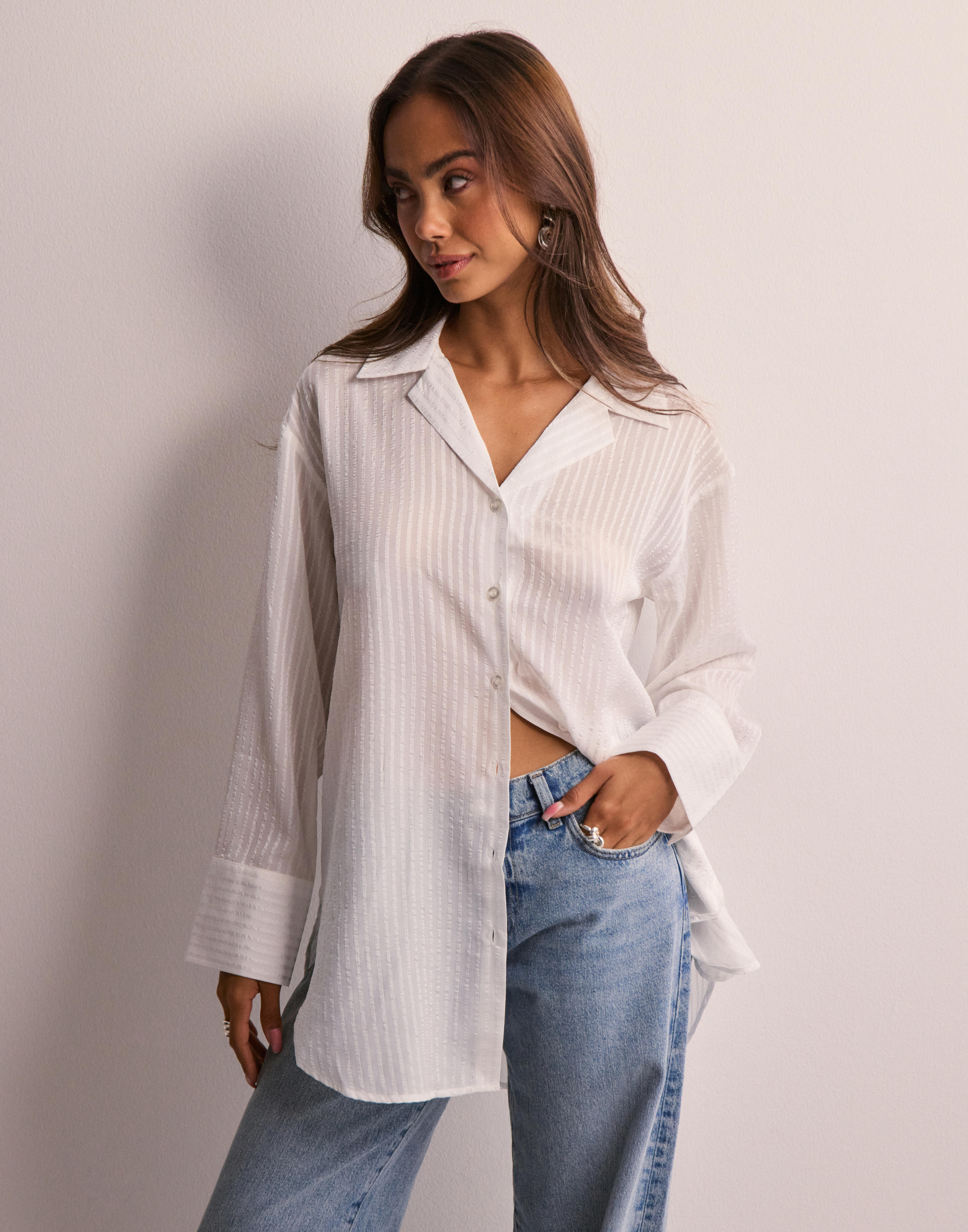 Vero Moda NORA LS OVERSIZE WVN NOOS - Camicia - bright white/avorio