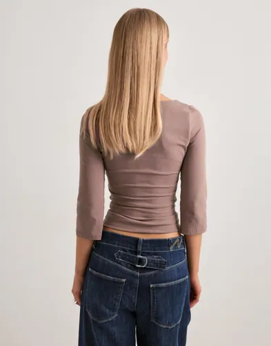 Nelly Wrap Half Sleeve Top toppar dam – bild 3