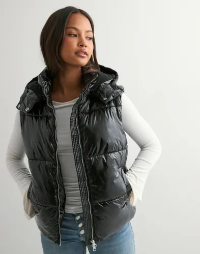 Nelly Everyday Shiny Puffer Vest västar dam – bild 2