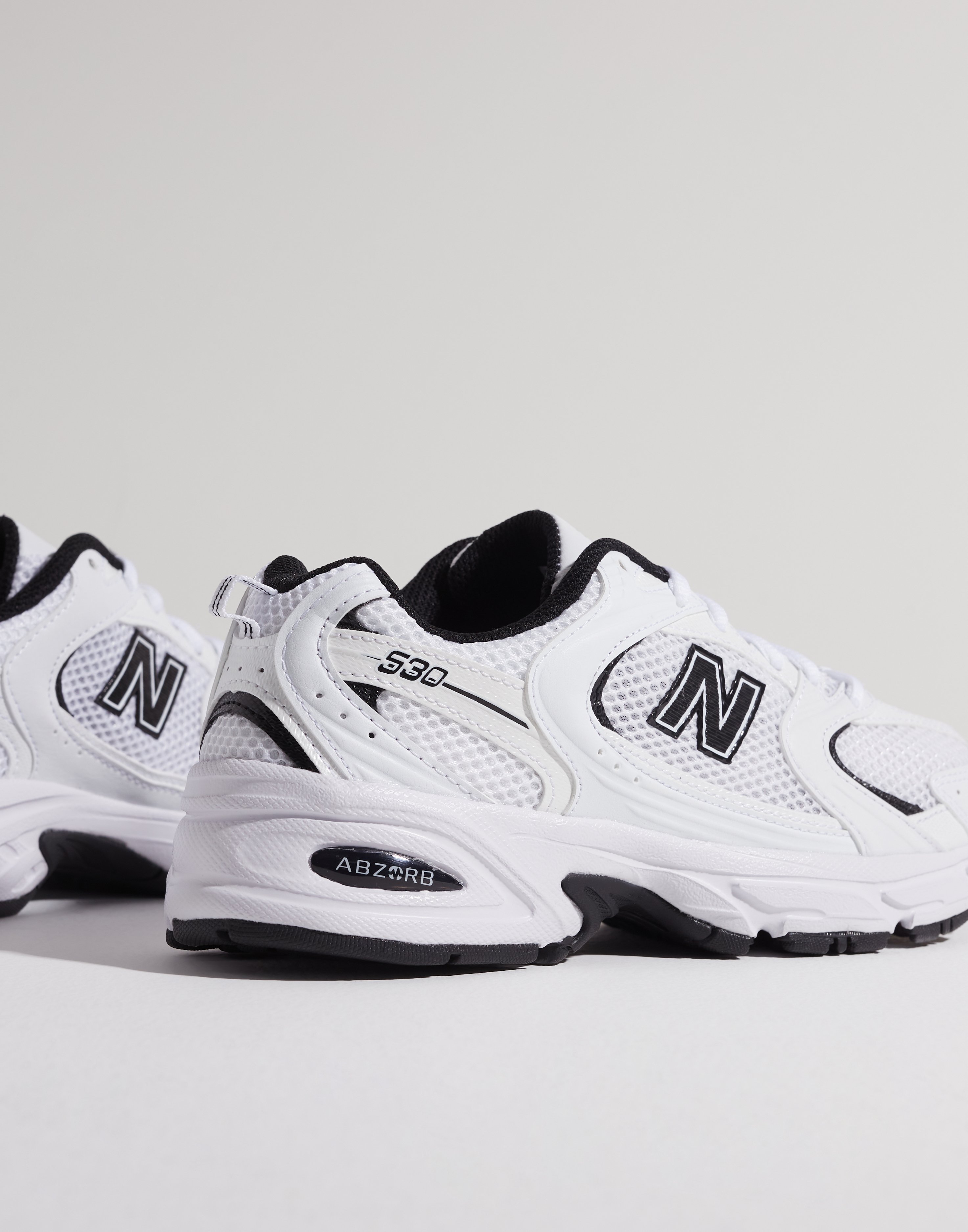 Buy New Balance New Balance 530 - White/Black | Nelly.com