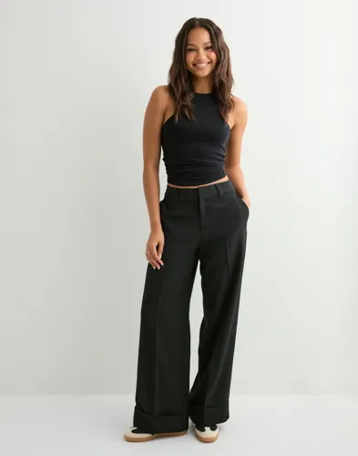 Nelly Cinched Waist Romper - SIZE SMALL