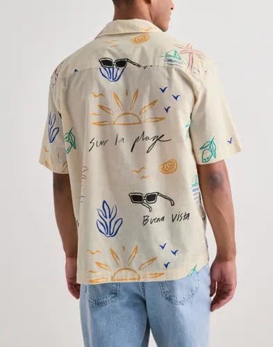 ONLY & SONS Onsluke Rlx Resort Aop Ss Shirt Kortärmade skjortor herr – bild 3