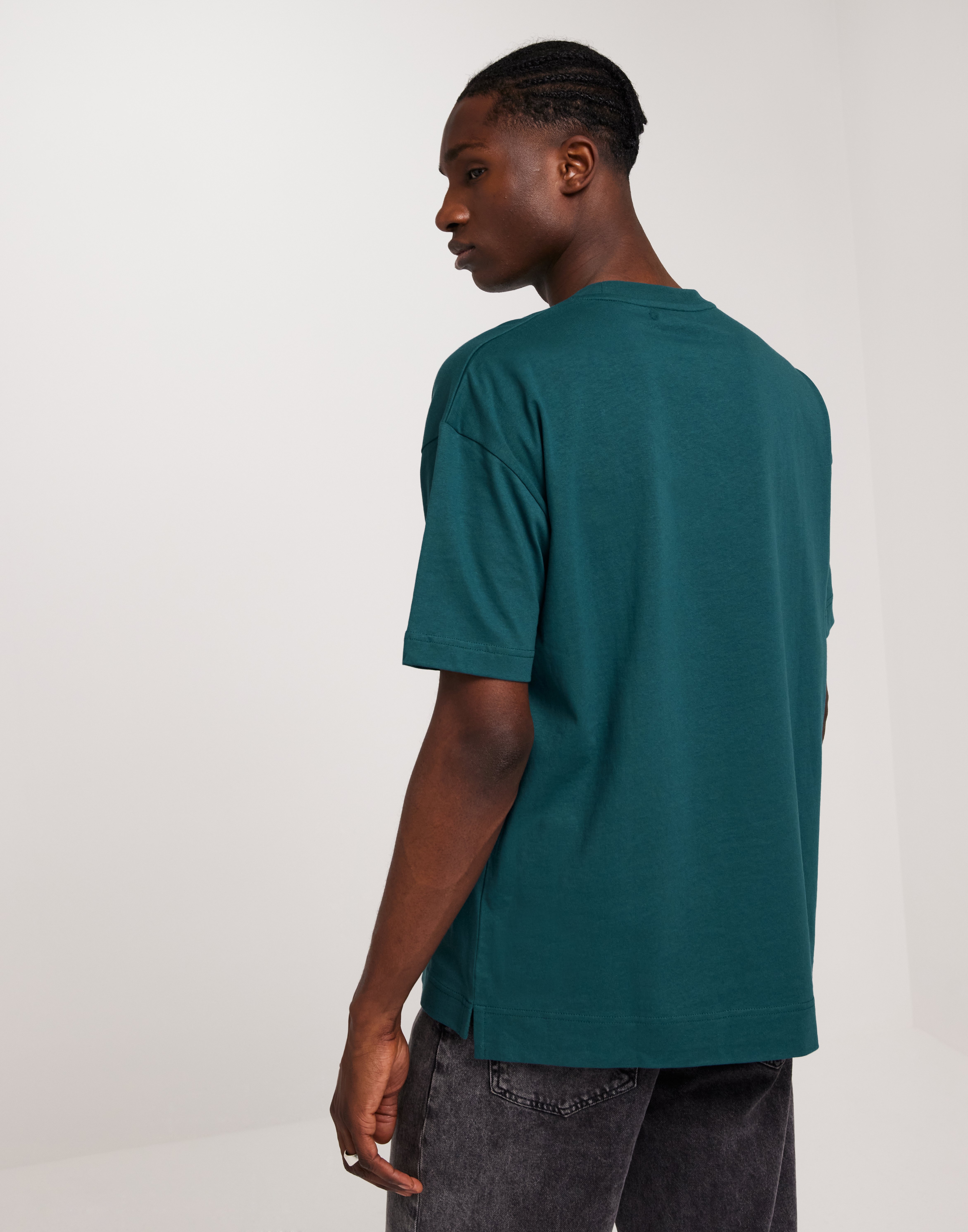 Buy Samsøe Samsøe JOEL T-SHIRT 11415 - Atlantic Deep | NLYMAN