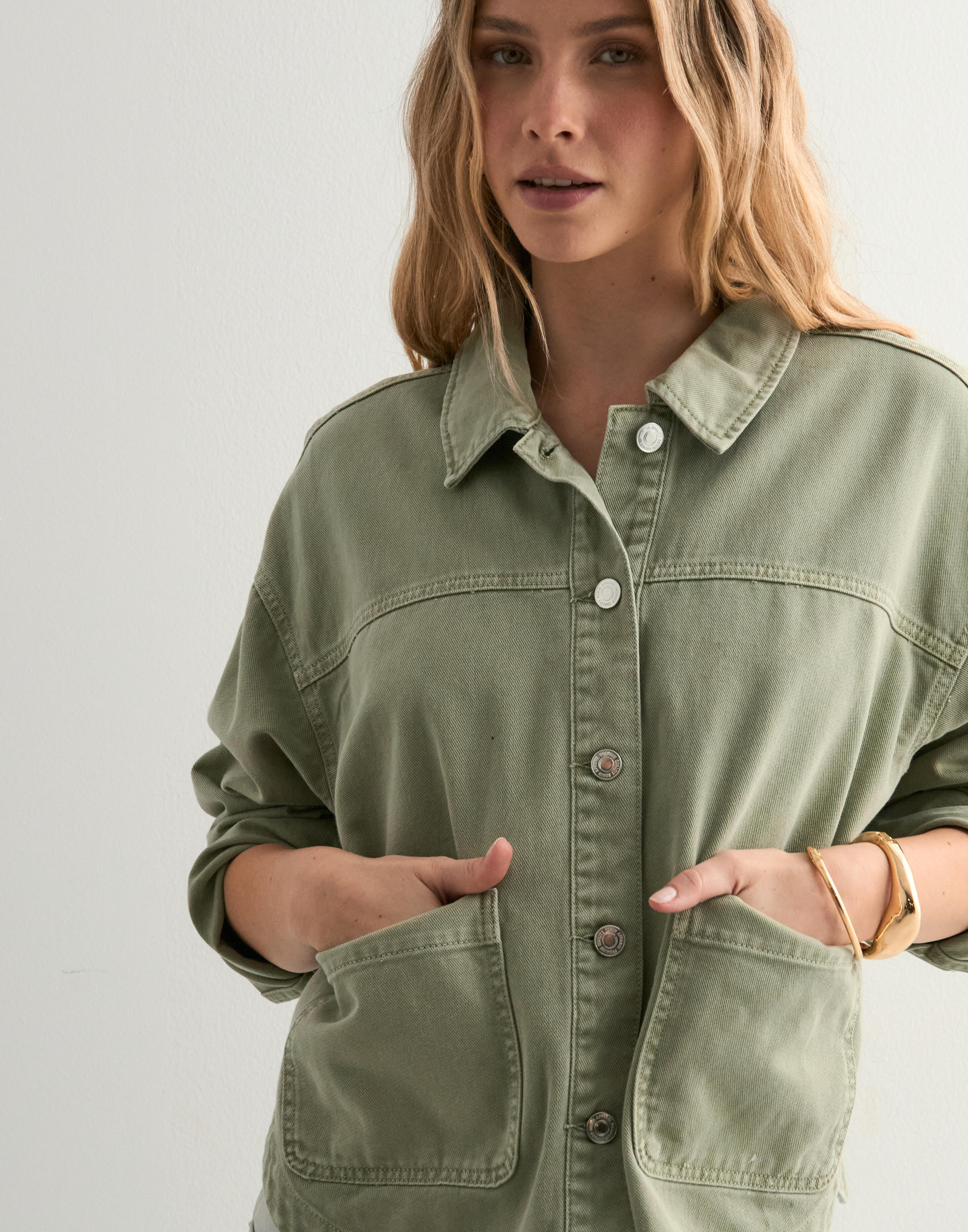Buy Vero Moda VMJAMIE LS DENIM SHACKET MIX GA NOO - Wreath Washed