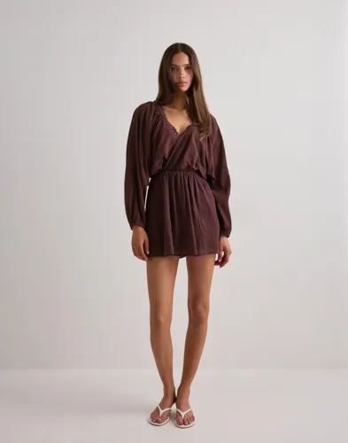 Nelly Sweet Detail Dress sommarklänningar dam – bild 3