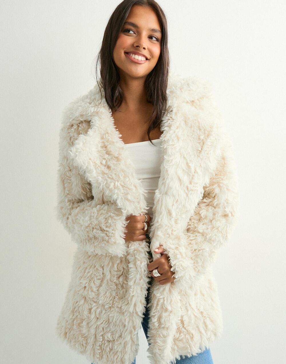 Buy Nelly Cosy Short Fur Coat - Offwhite | Nelly.com