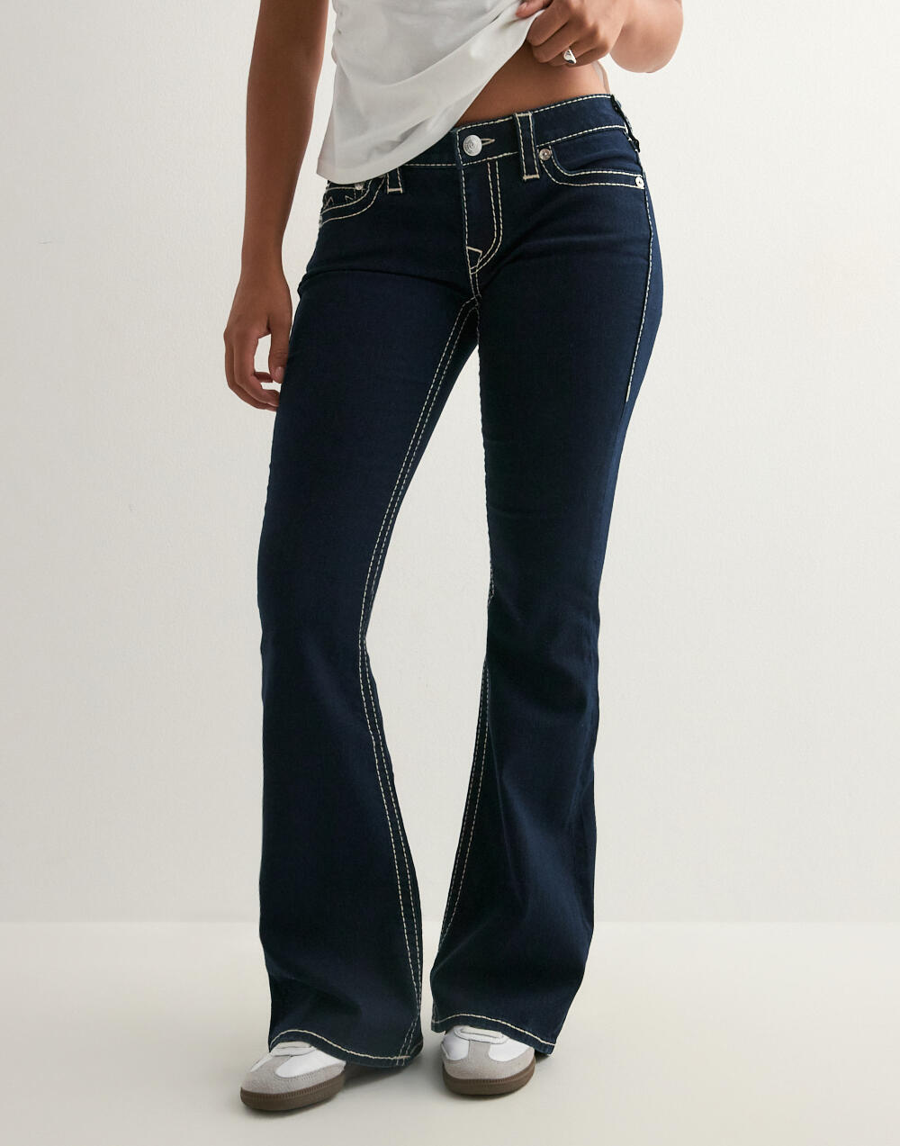 Buy True Religion NELLY ULTRA LOW RISE FLARE BIG T - Rinse | Nelly.com