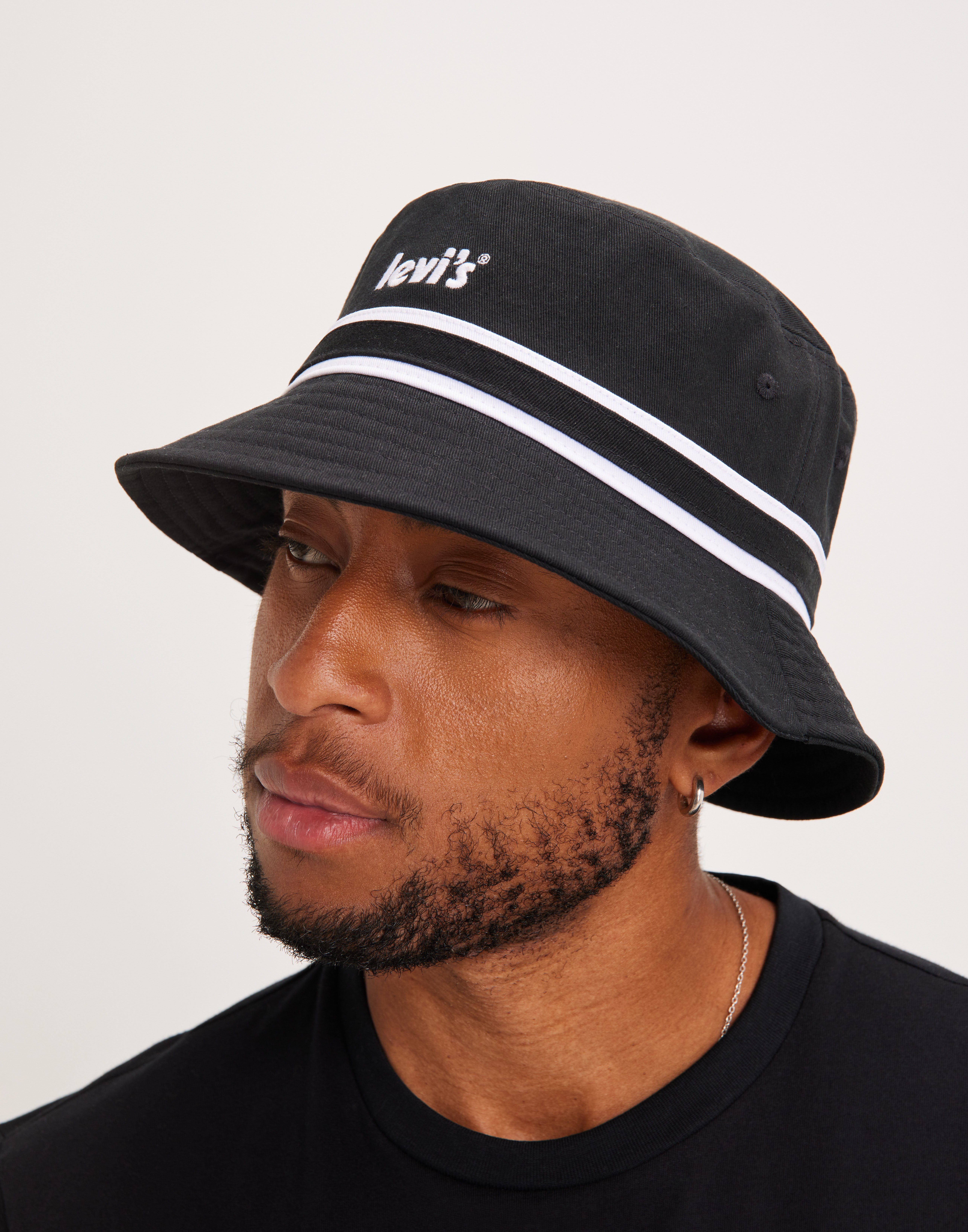 Levis bucket hat on sale