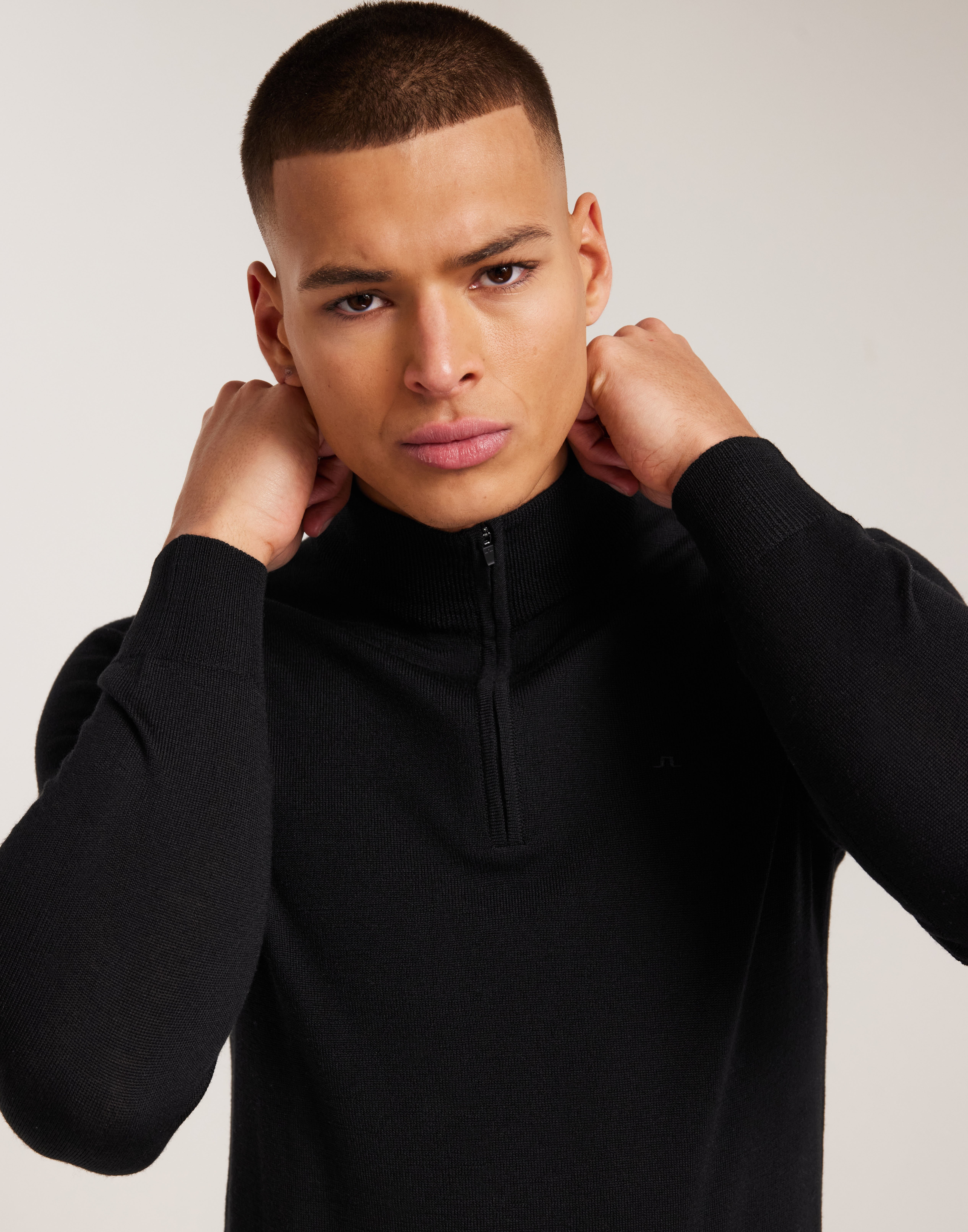 Buy J Lindeberg Kiyan Quarter Zip Sweater - Black | NLYMAN