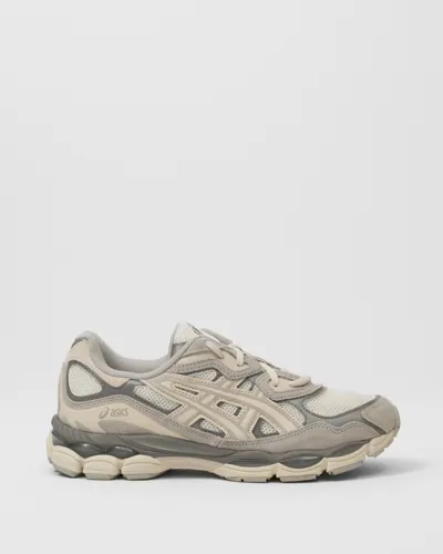 Beige Asics Gel-NYC chunky sneakers med rundad tå och logga på sidan