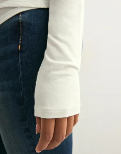 Nelly Ultra Soft Wrap Top toppar dam – bild 3
