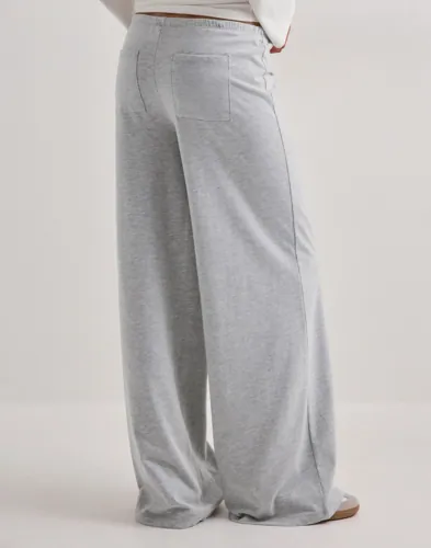Nelly - Grå - Perfect Basic Low Waist Pants